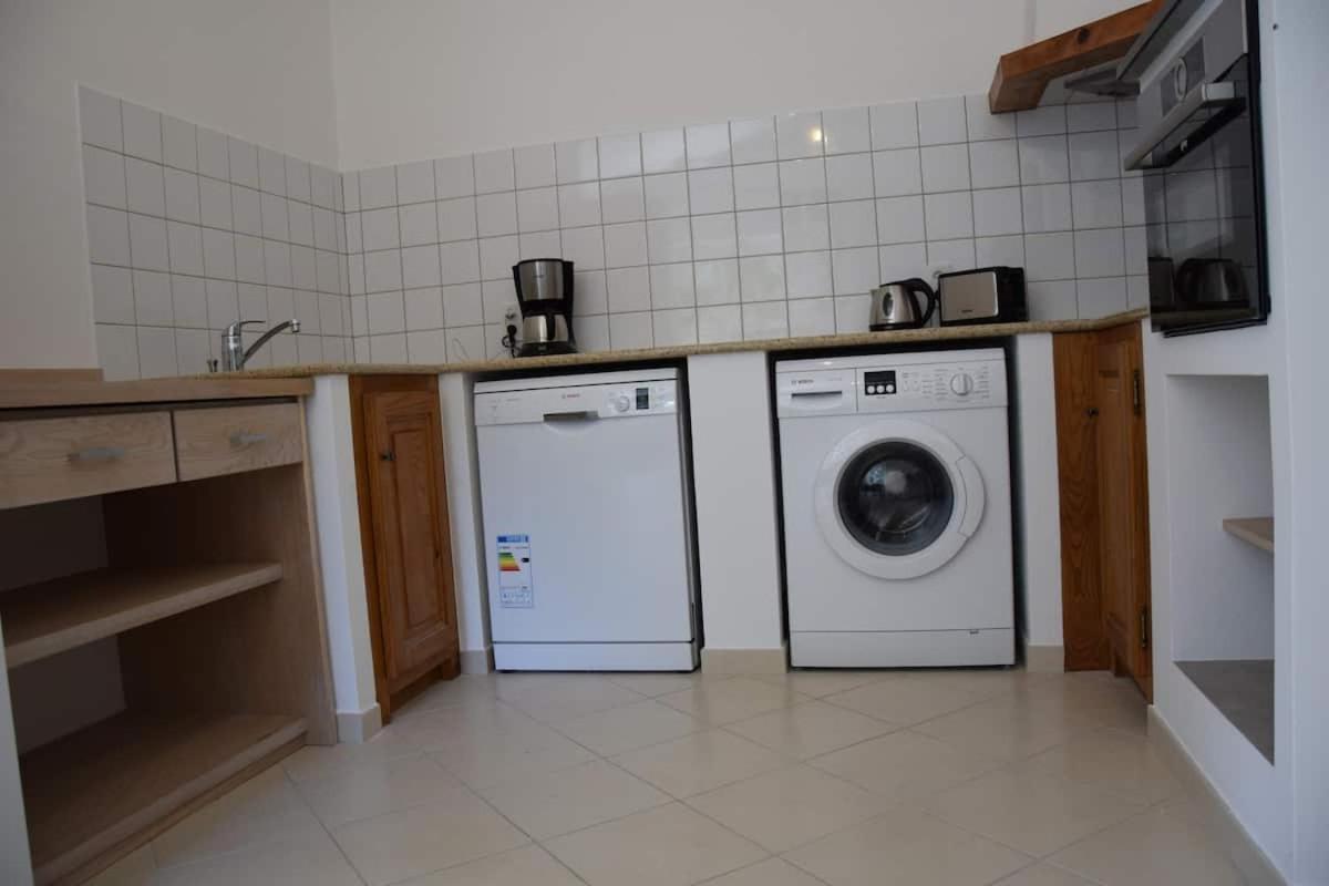 Residence Casa Cintrone Porto Pollo Bagian luar foto